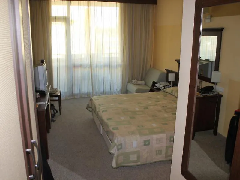 Lion Sunny Beach Hotel