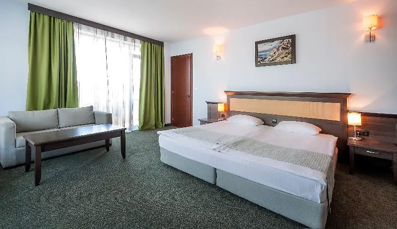 Lion Sunny Beach Hotel