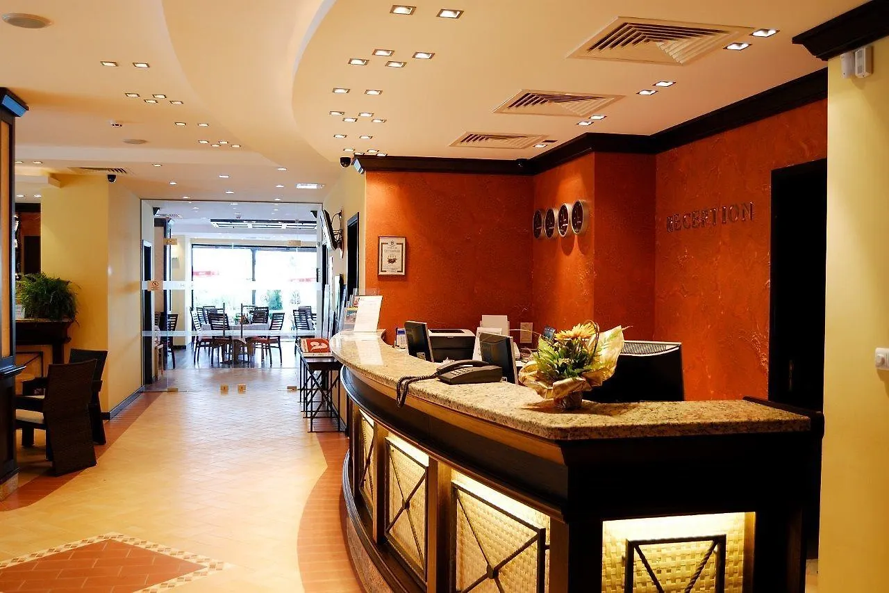 Lion Sunny Beach Hotel 4*,